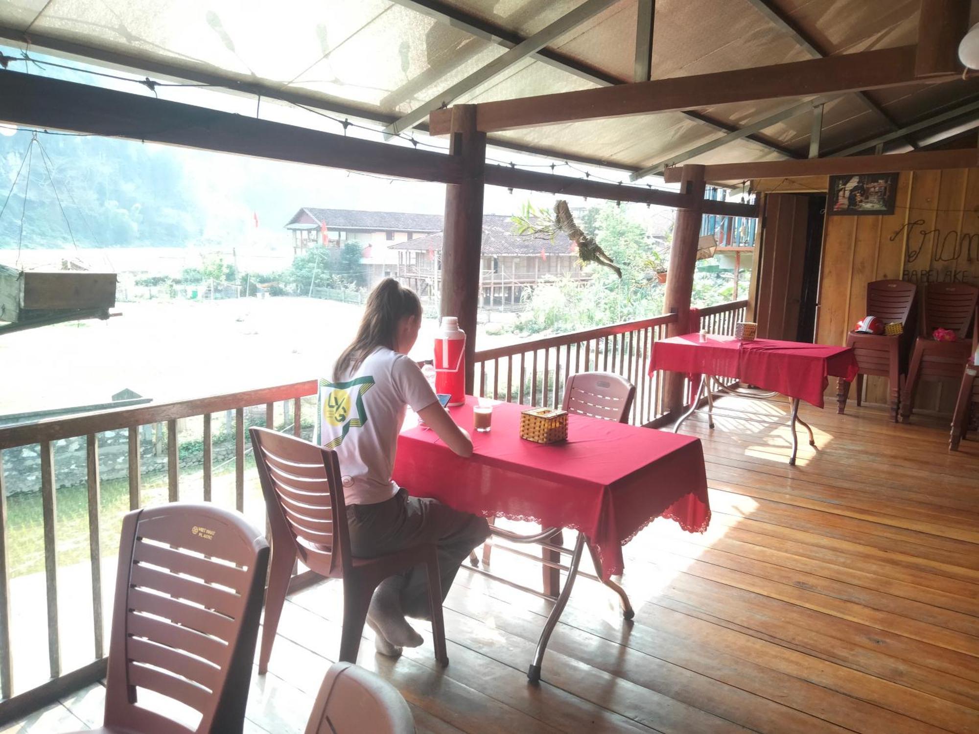 Tran Xuan Homestay Ba Be Exterior foto