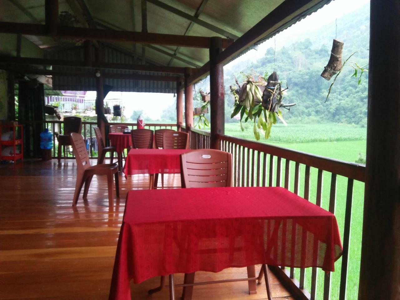 Tran Xuan Homestay Ba Be Exterior foto